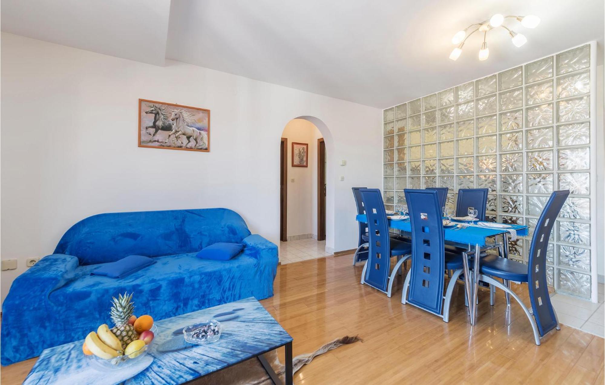 1 Bedroom Beautiful Apartment In Pula Exterior foto